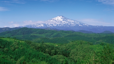 「山の日」に山を思い、山の恩恵に感謝