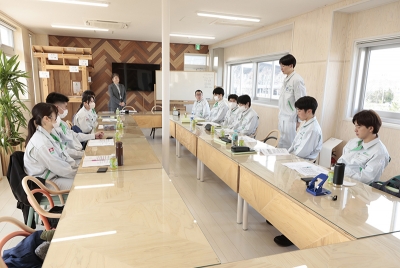 新入社員研修 成長のステップを仲間とともに