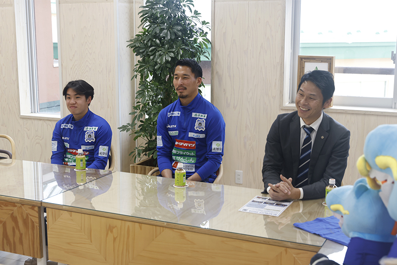 サムネイル:サッカー ブラウブリッズ秋田来季もJ2で一つ上を目指して