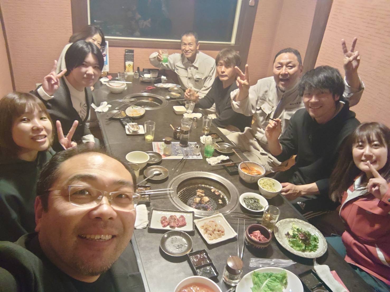 サムネイル:【社内イベント】委員会反省会＆全員集合の飲み会を開催しました！
