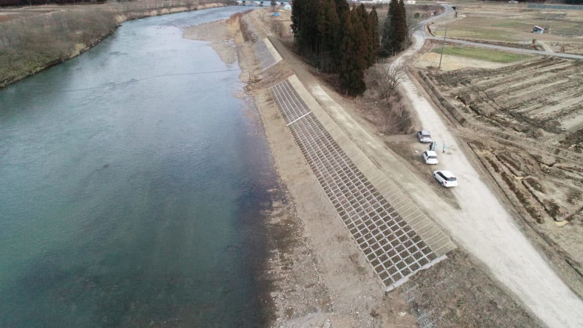 鹿角市十和田末広 河川改良工事
