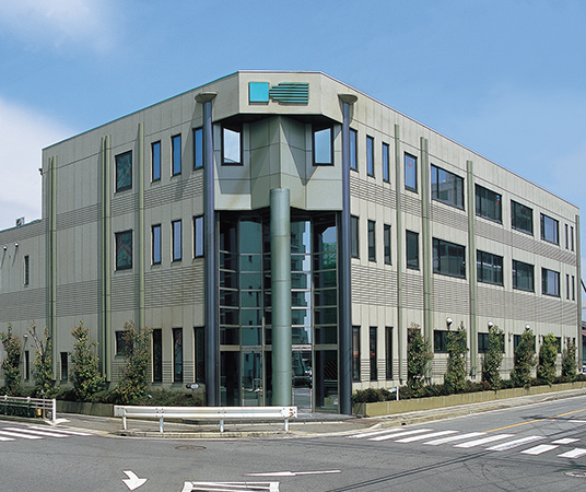 サムネイル:株式会社クイックス