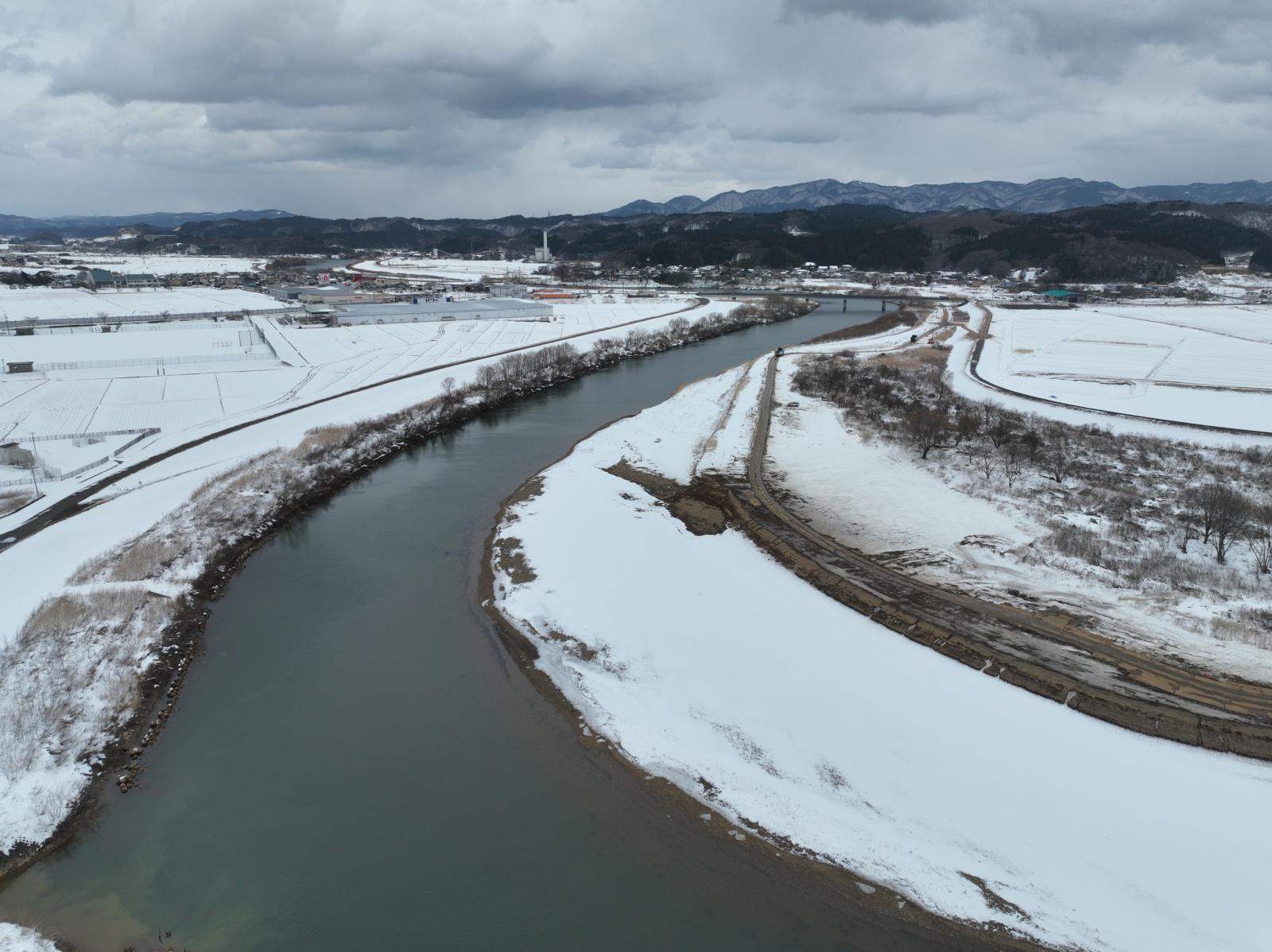 子吉川二十六木地区河道掘削等工事