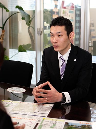 インタビュー画像:不動産営業部 営業 工藤 貴博さん【平成27年入社】