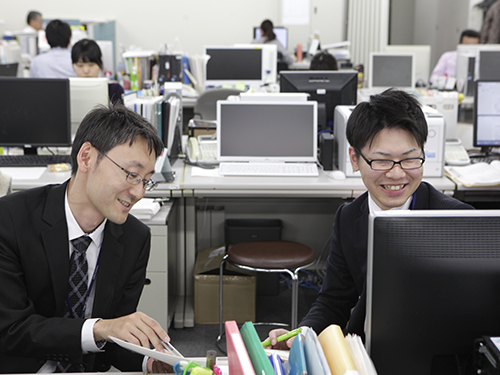 インタビュー画像:統括部 第2ソリューションセンター 調剤 佐々木 駿樹さん