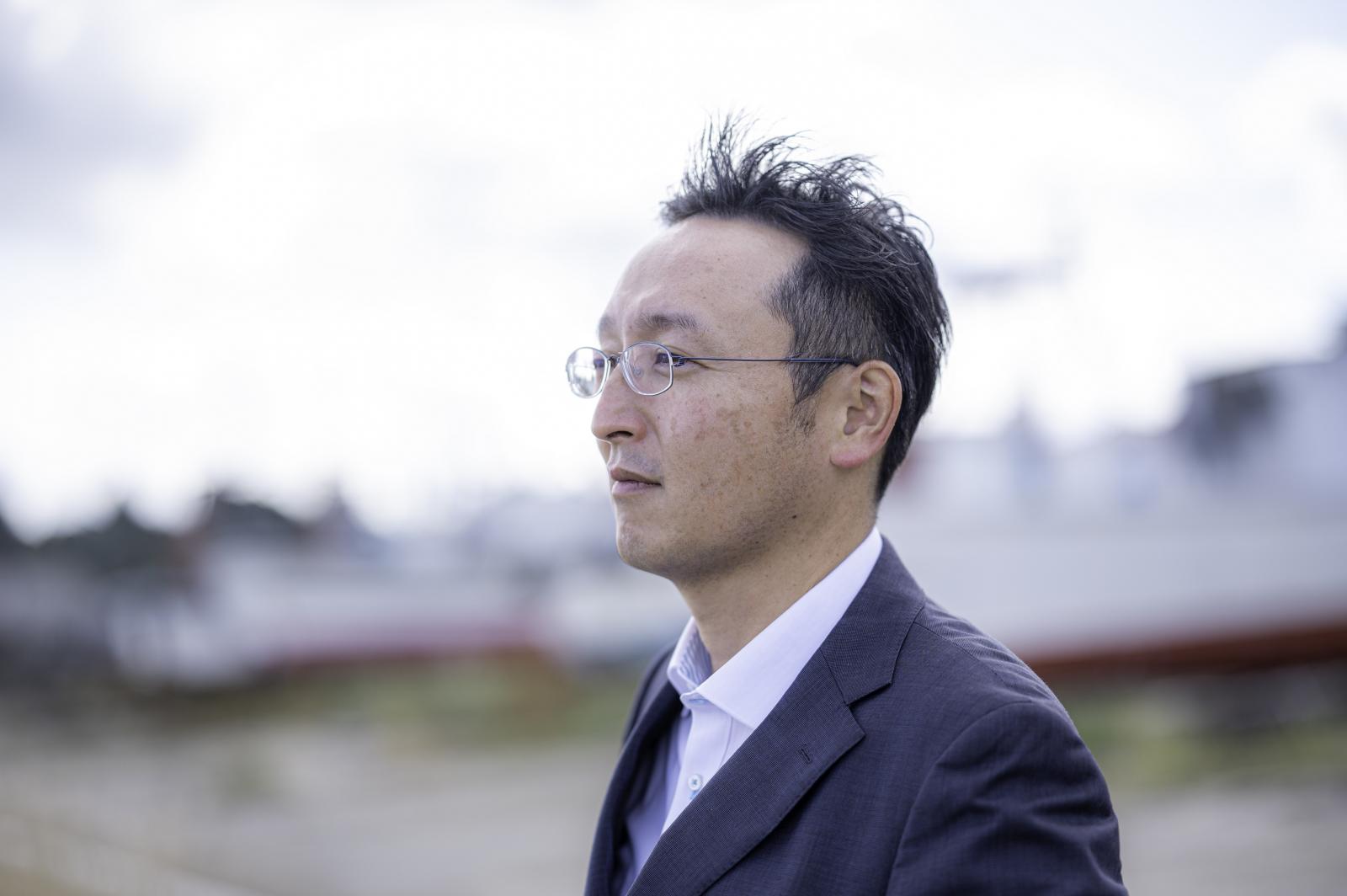写真：代表取締役社長　 清水 隆成 44歳