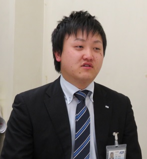 小林 玲央