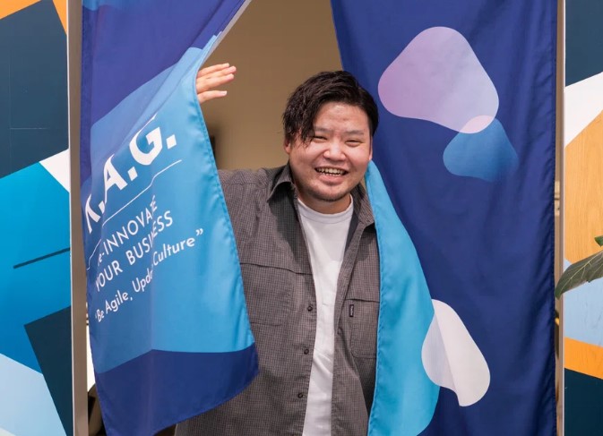 写真：人事部　青山さん