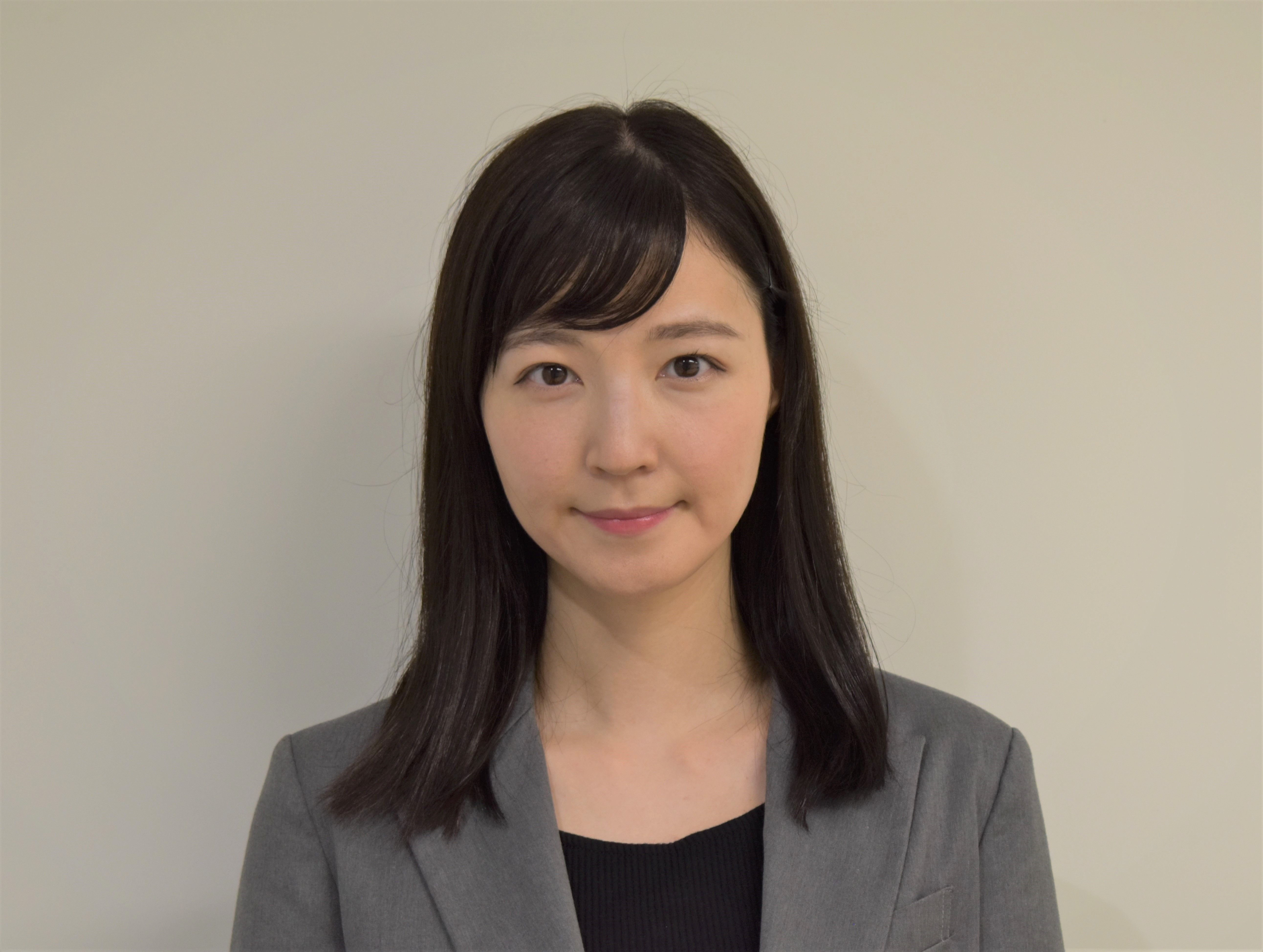 写真：人事採用担当　扇谷(おおぎや)